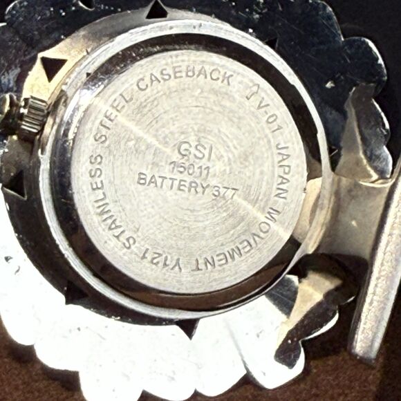 Vintage Mini Desk Clock Quartz Vanity/Dresser/Mantle Clock Pink & Red Rhinestone - Picture 4 of 7